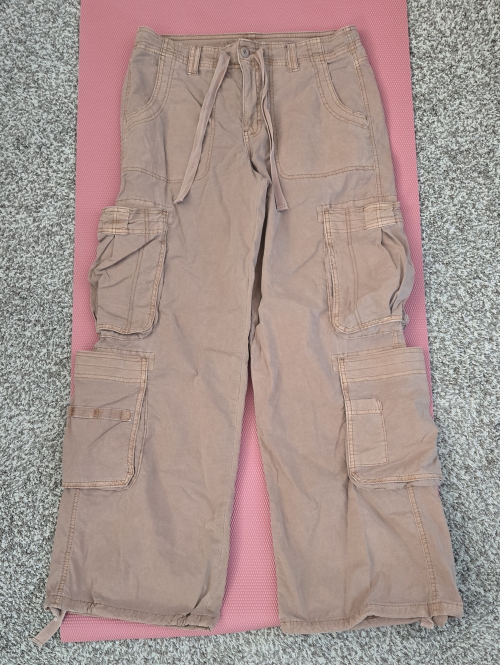 American Eagle Cargo Pant